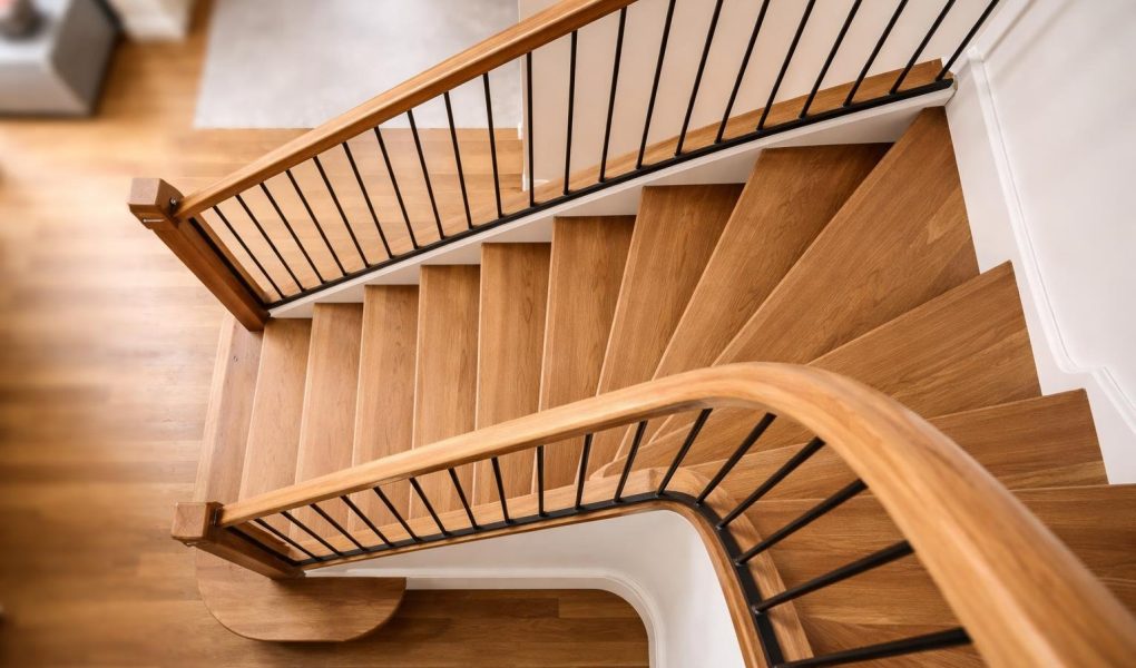 escalier-bois-quart-tournant-garde-corps