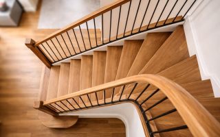 escalier-bois-quart-tournant-garde-corps